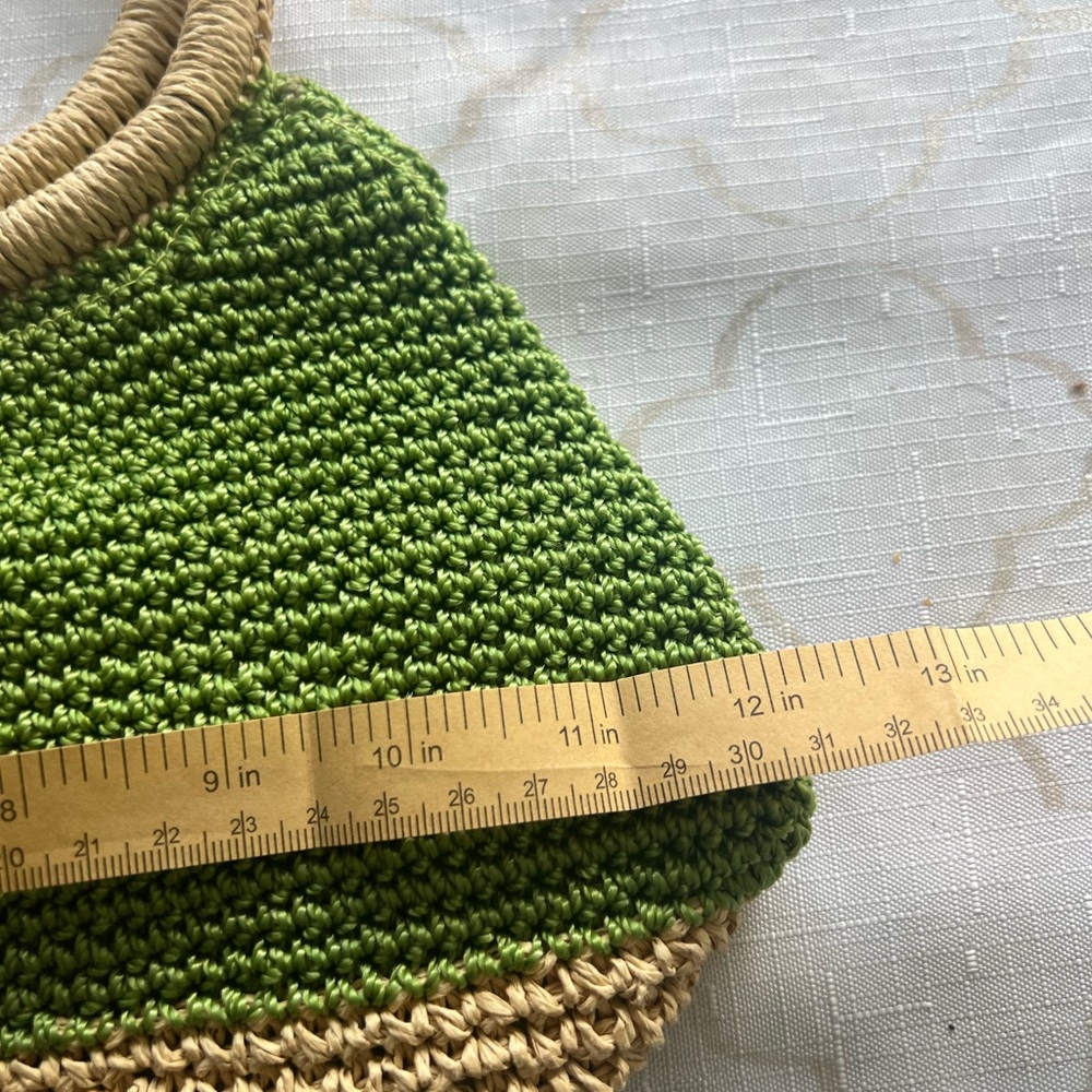 Green and Tan Woven Handbag - Picture 3 of 4